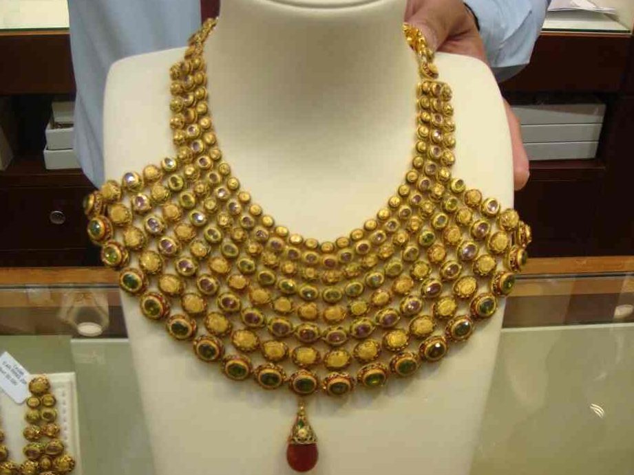 aiswarya goldsmith jewellery