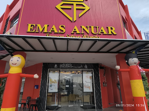Emas Anuar Duyong Melaka