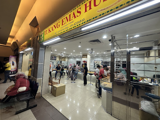 Tukang Emas Husin Tukang Emas Husin