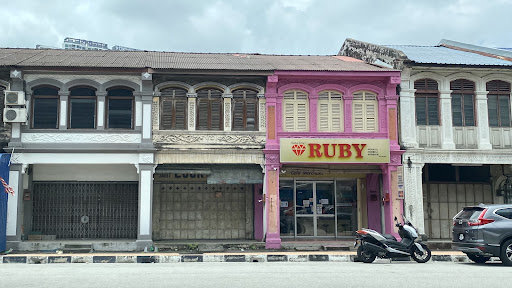 Ruby Kedai Emas