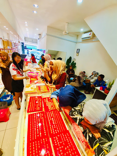 Emas Bangkok Shine Pung Store