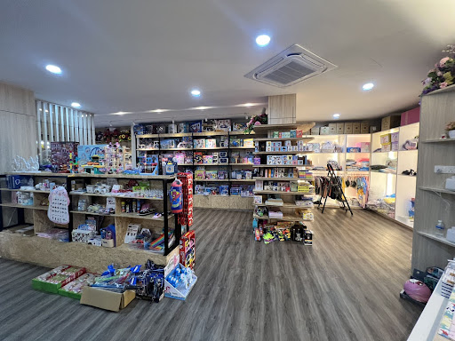 TOWNGOLD BOUTIQUE TOWNGOLD BOUTIQUE