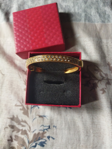 gelang.gorgeous.etty