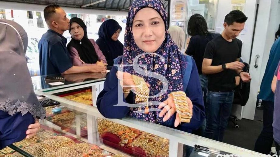 kedai emas terbaik di kampong masjid tanah