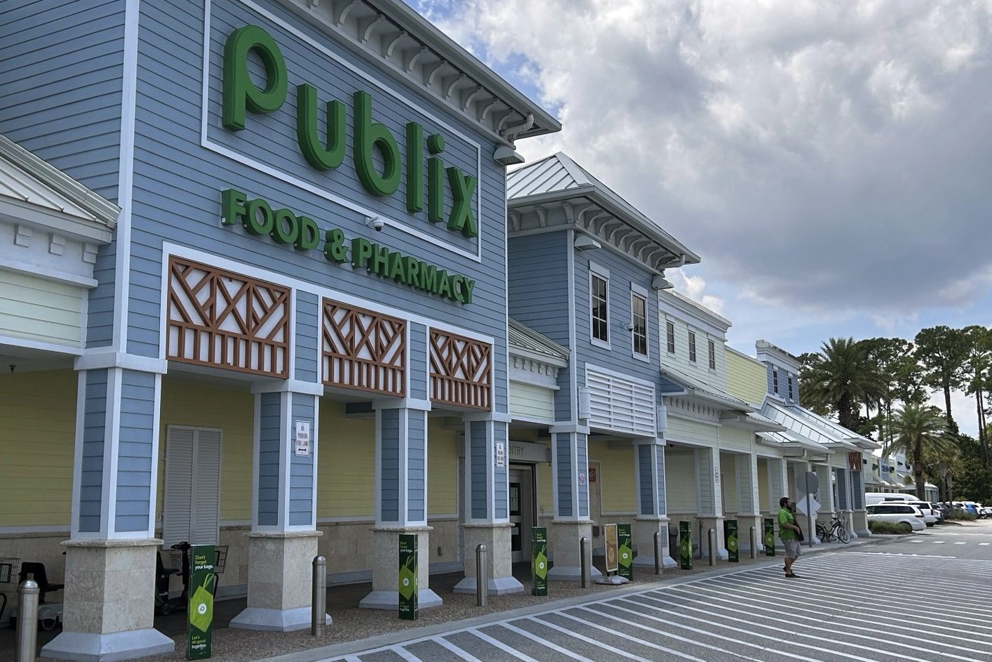 megabuy mart pontian